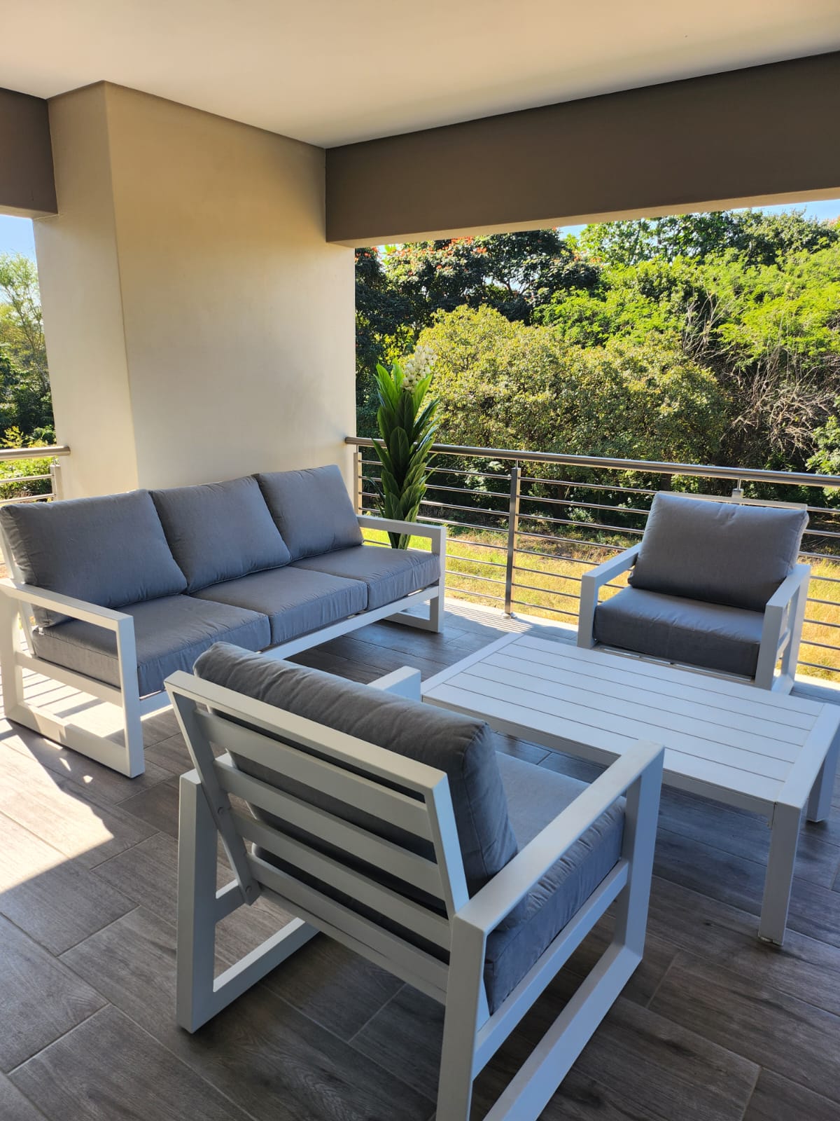 Diamond & Pearl Guest House